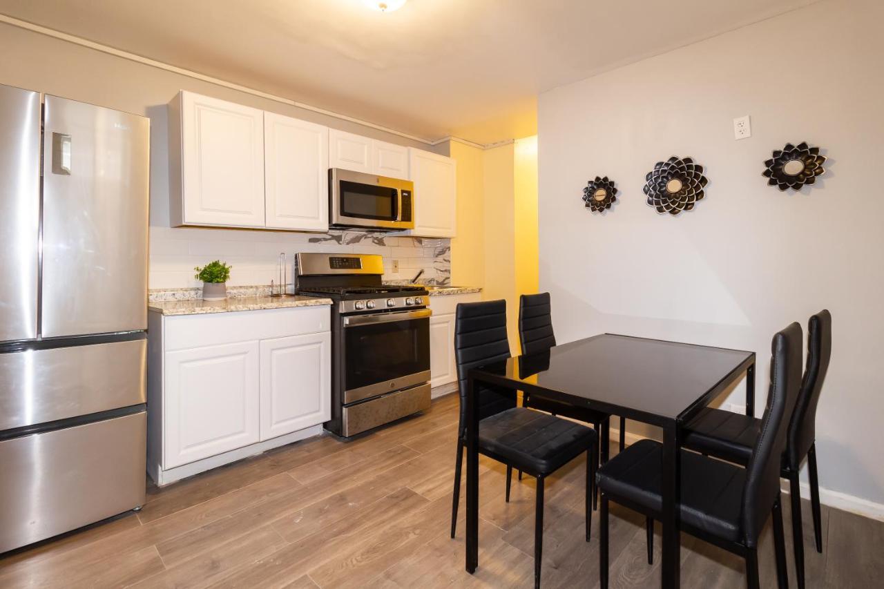 Cozy Shack 1 Bedroom Studio With Sofa And Full Kitchen In Elmhurst Ny New York Dış mekan fotoğraf